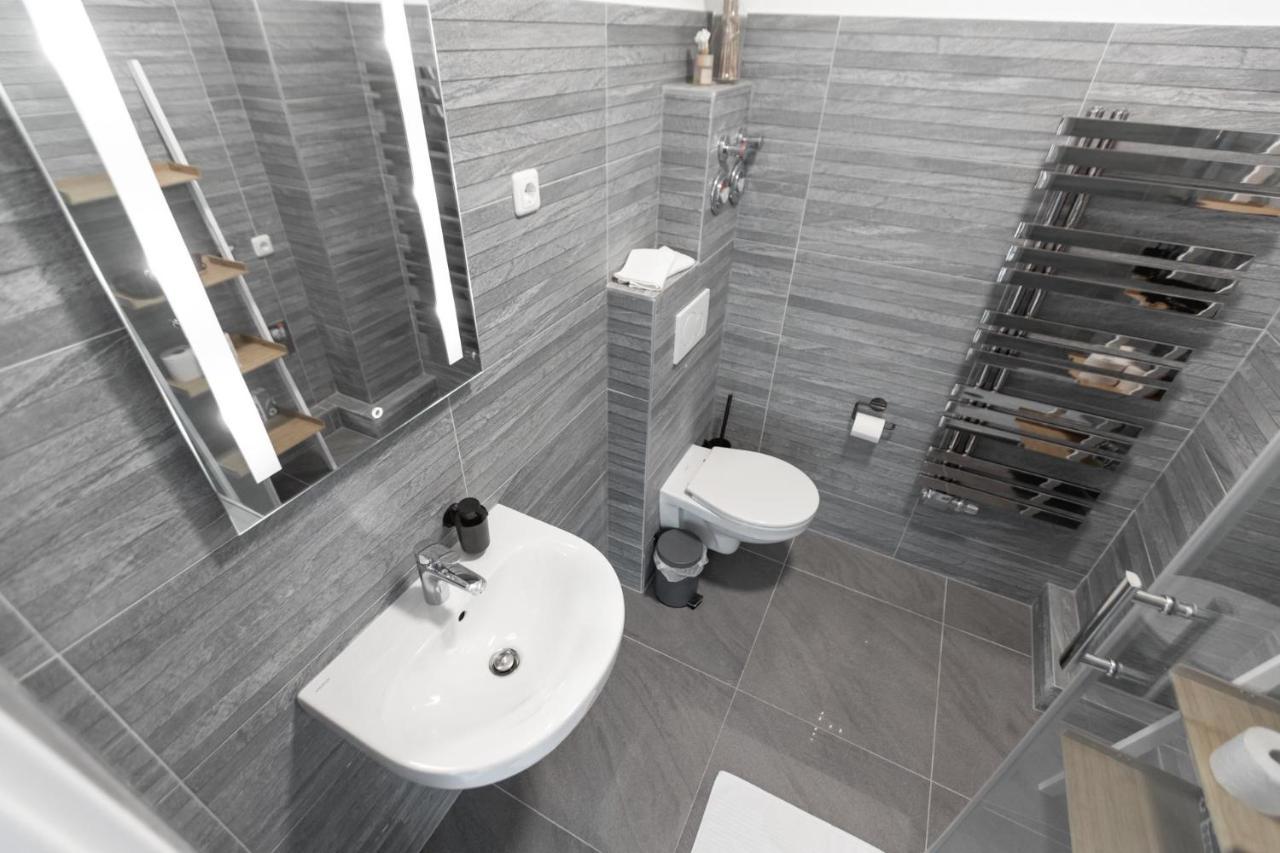Koje Sechs I Apartment Im Zentrum Mit Hafenblick Bremerhaven Dış mekan fotoğraf